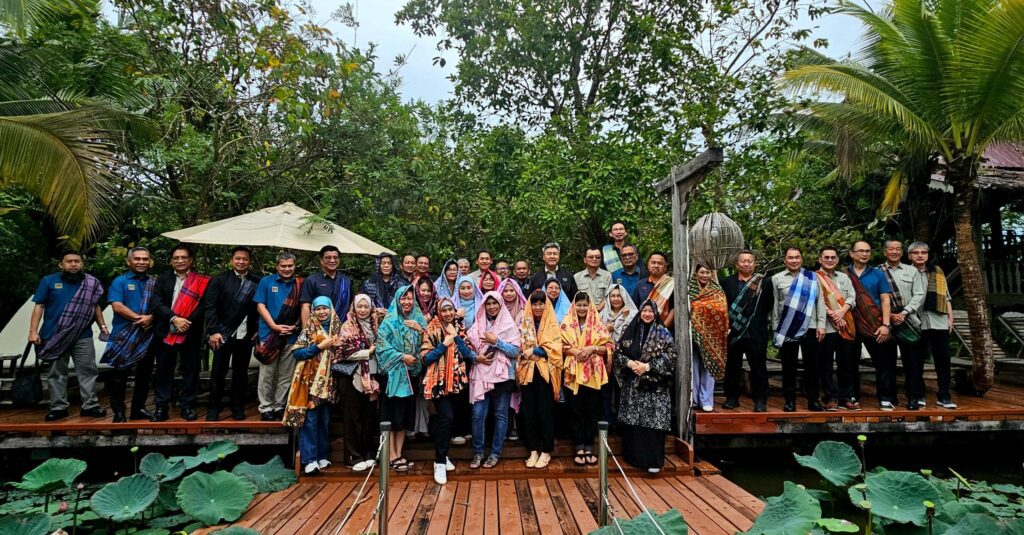 21ST TRIPARTITE MEETING 2024 (PEJUTA/SAJUTA/ACLS) 1 112 The Association of Consulting Licensed Land Surveyors Sarawak