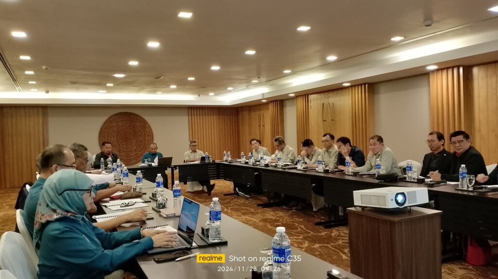21ST TRIPARTITE MEETING 2024 (PEJUTA/SAJUTA/ACLS) 3 113 The Association of Consulting Licensed Land Surveyors Sarawak