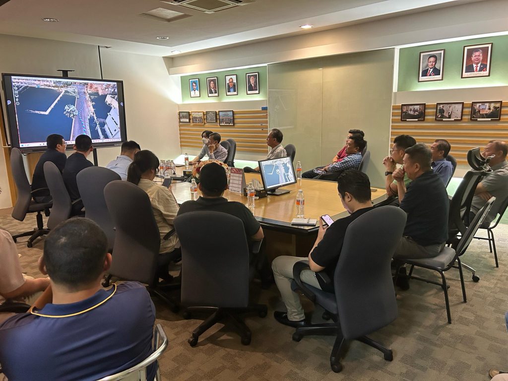DEMONSTRATE OF SLAM R8+ 2 WhatsApp Image 2025 04 15 at 11.15.29 AM 1 The Association of Consulting Licensed Land Surveyors Sarawak